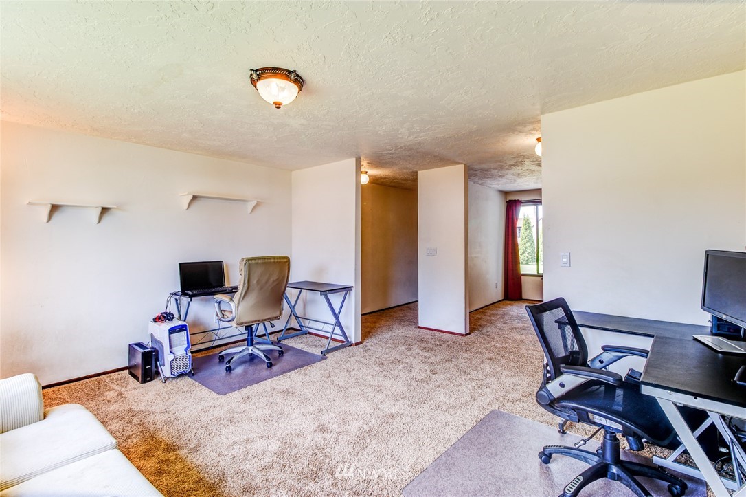 1212 Eshom Road Centralia, WA 98531 - Photo 10 of 25 Gallery Image 10