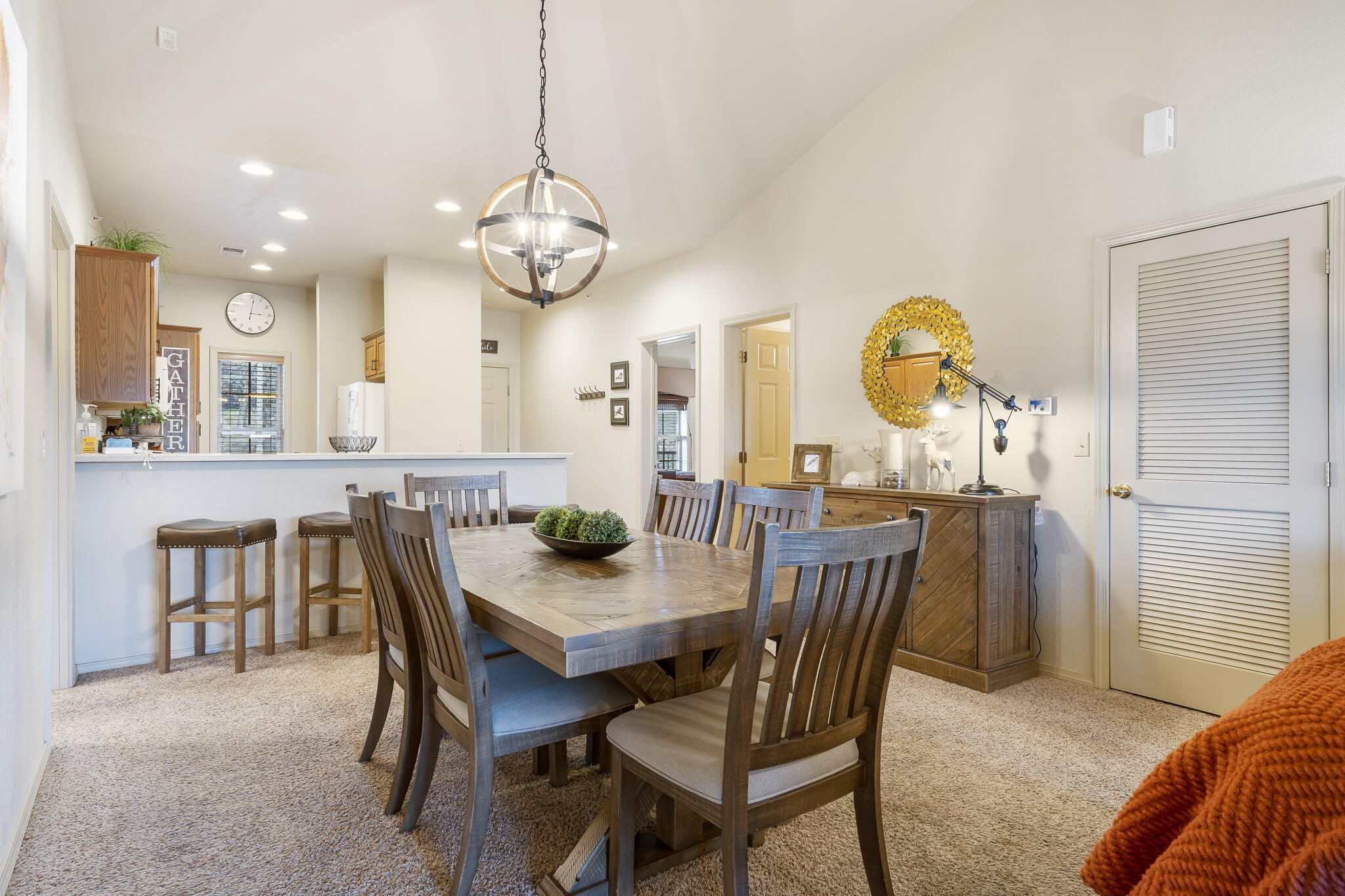 1081 Golf Drive, Unit 6 Reeds Spring, MO 65737 - Photo 12 of 27 dining