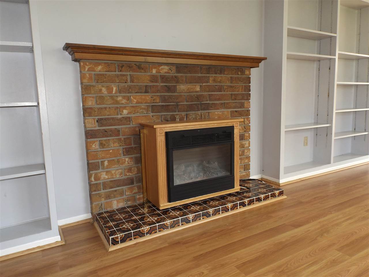 4915 Ridgedale Drive Fort Wayne, IN 46835 - Photo 9 of 20 Gallery Image 9