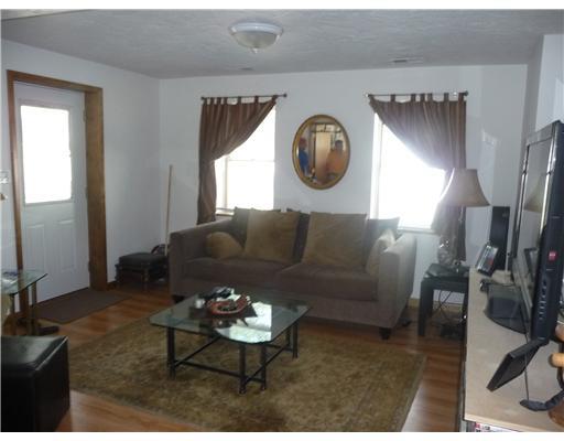 393 Kaufman Road Tarentum, PA 15084 - Photo 23 of 23 Other. Apt 4 living room