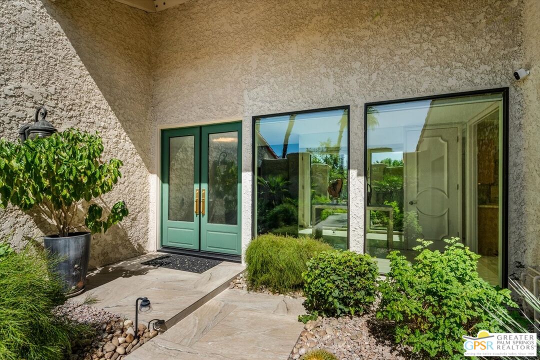 55 Sierra Madre Street Rancho Mirage, CA 92270 - Photo 3 of 59