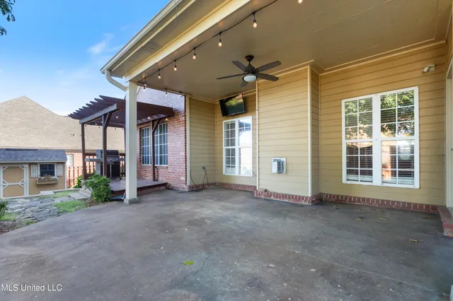 $379,000 | 7231 Wind Drive, Olive Branch, MS 38654