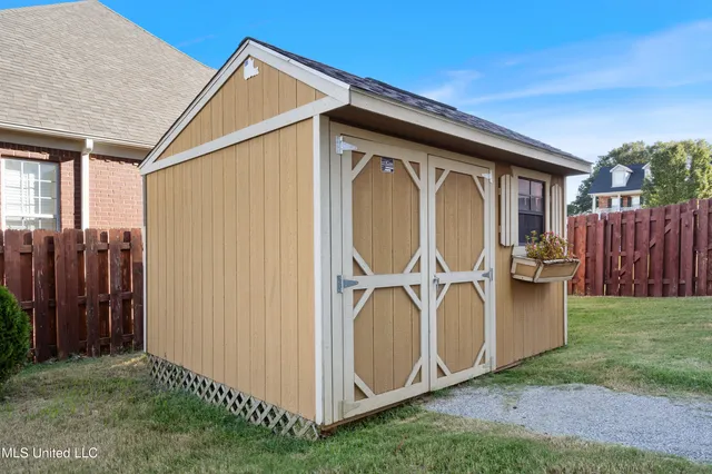 $379,000 | 7231 Wind Drive, Olive Branch, MS 38654