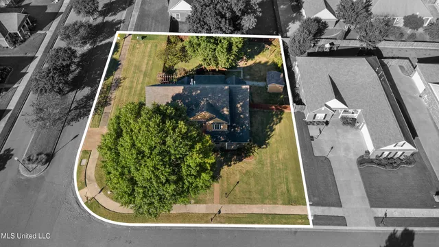 $379,000 | 7231 Wind Drive, Olive Branch, MS 38654