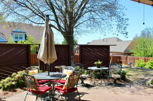 $379,000 | 7231 Wind Drive, Olive Branch, MS 38654