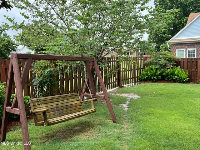 $379,000 | 7231 Wind Drive, Olive Branch, MS 38654