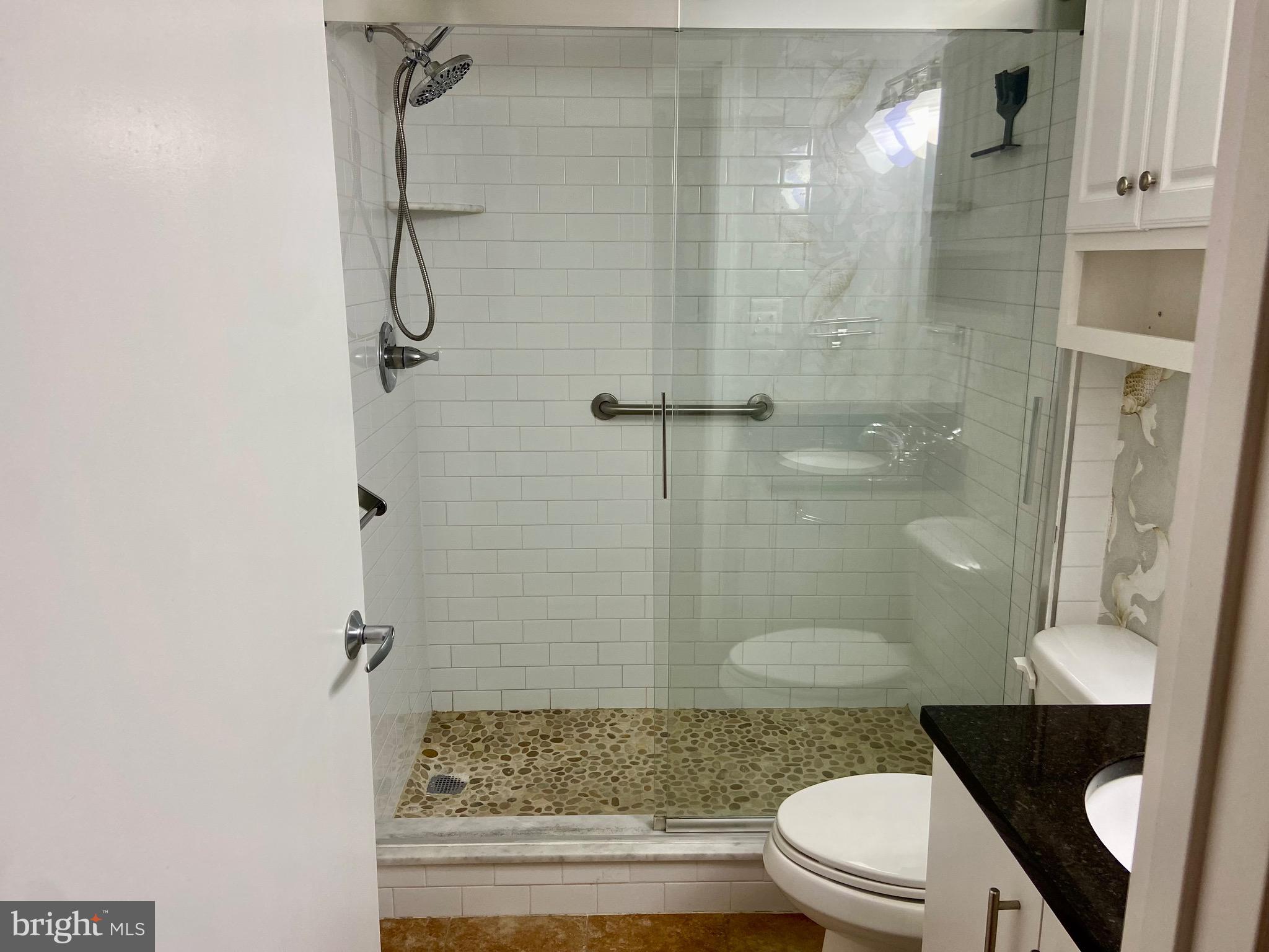 1201 Fitzwater Street, Unit 410411 Philadelphia, PA 19147 - Photo 15 of 37