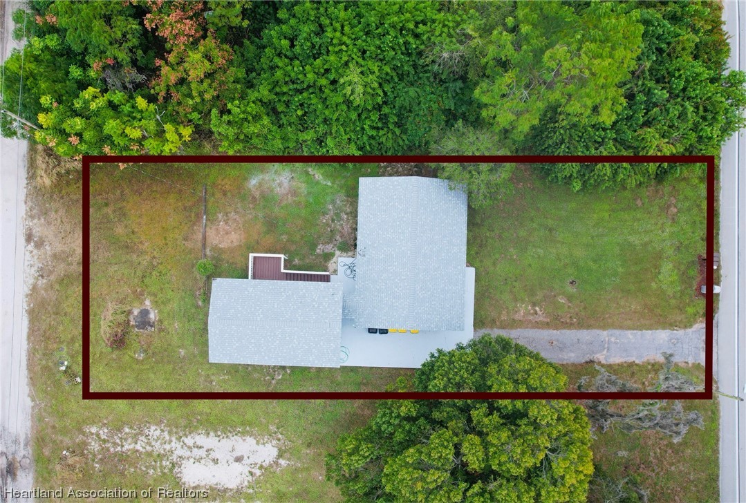 681 Lake June Road Lake Placid, FL 33852 - Photo 4 of 31