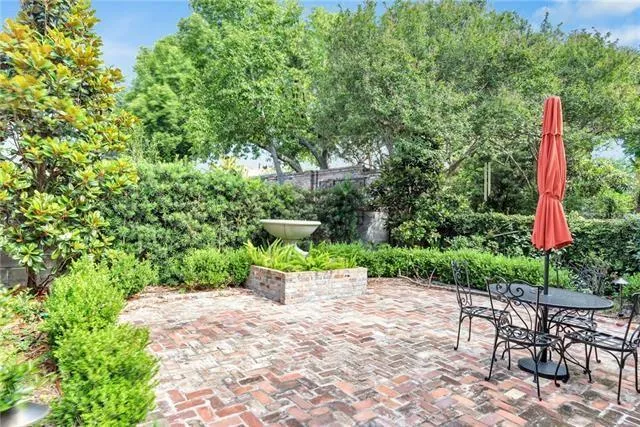 $1,950 | 1117 Bourbon Street, Unit 2, New Orleans, LA 70116