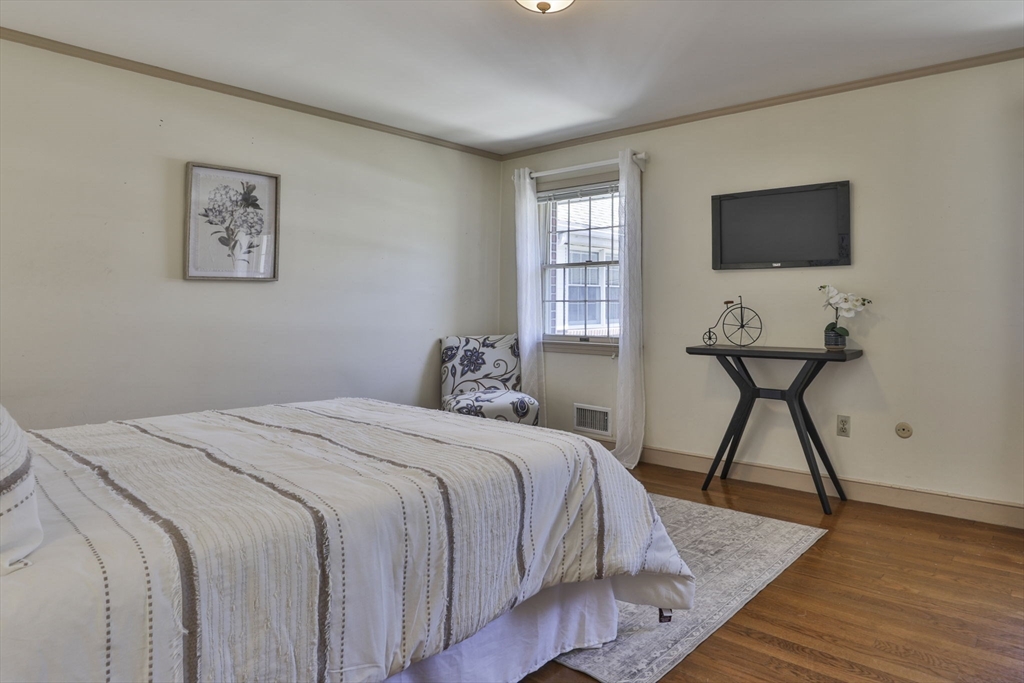 21 Westerly Street, Unit 3 Wellesley, MA 02482 - Photo 26 of 41