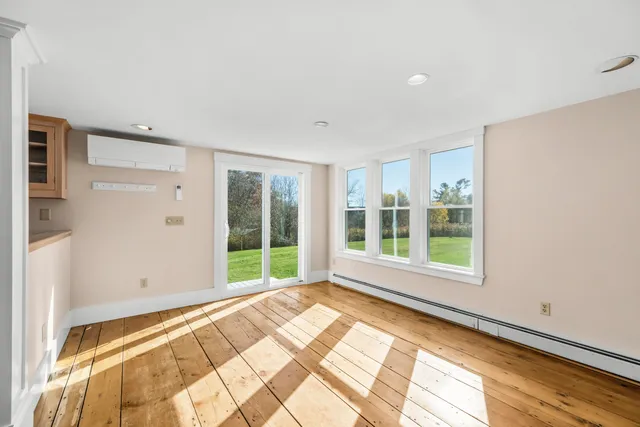 $450,000 | 2561 Atlantic Highway, Lincolnville, ME 04849