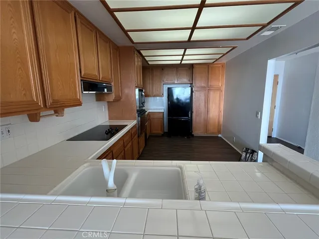 $5,250 | 230 Lille Lane, Newport Beach, CA 92663