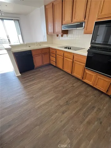 $5,250 | 230 Lille Lane, Newport Beach, CA 92663