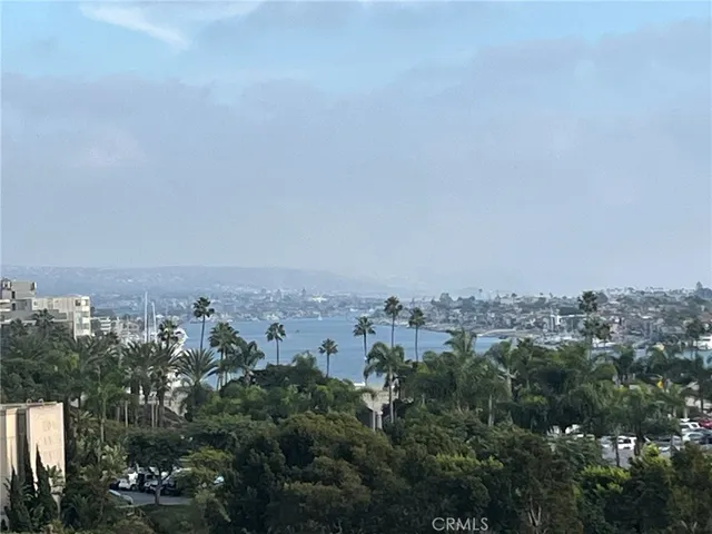 $5,250 | 230 Lille Lane, Newport Beach, CA 92663