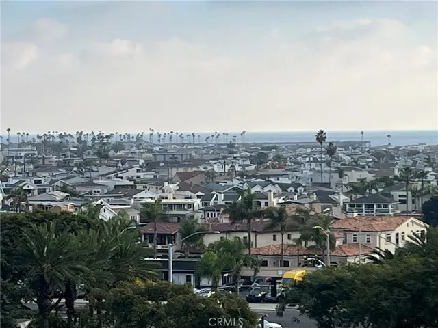 $5,250 | 230 Lille Lane, Newport Beach, CA 92663