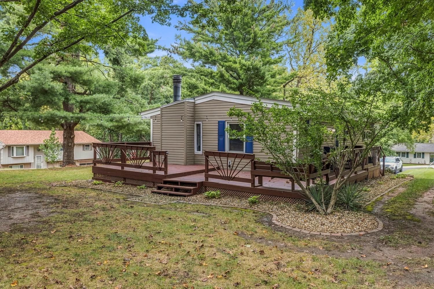 4903 Thrush Avenue Decatur, IL 62521 - Photo 6 of 32 Gallery Image 6