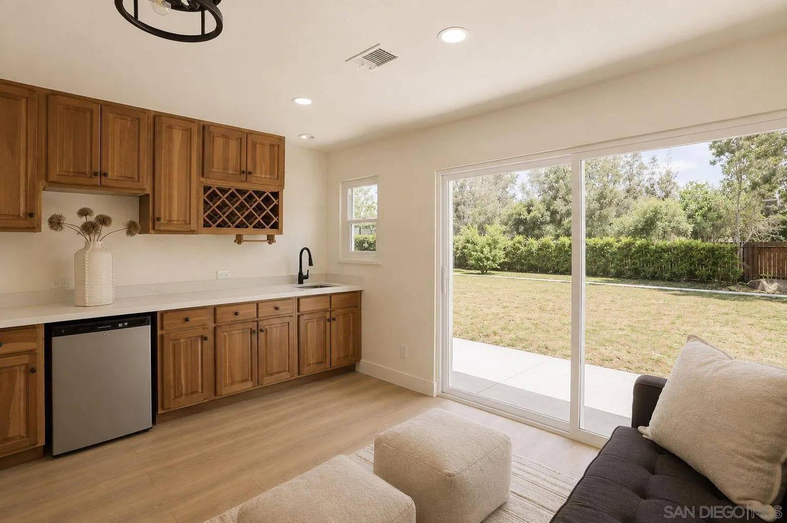 16716 Martincoit Road Poway, CA 92064 - Photo 8 of 48