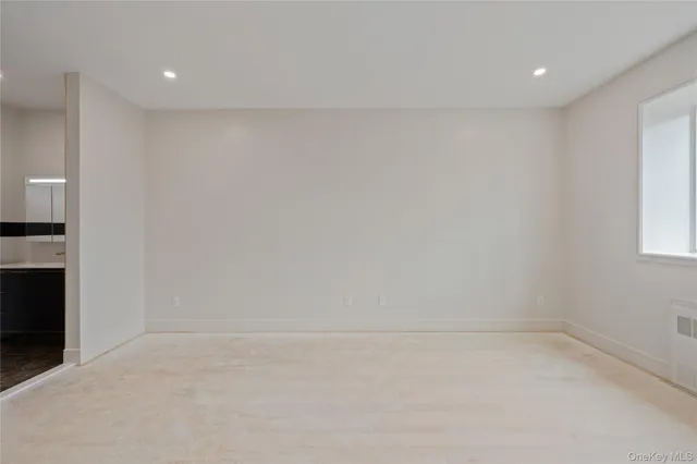 $1,200,000 | 15 Ridge Avenue, Unit 101, Spring Valley, NY 10977