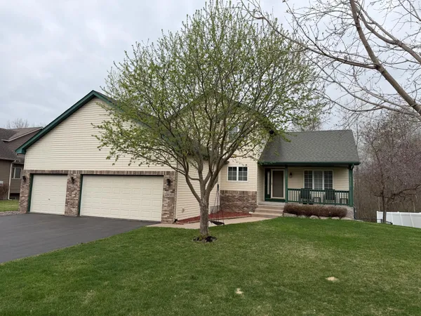 $464,900 | 22016 Elston Avenue, Forest Lake, MN 55025