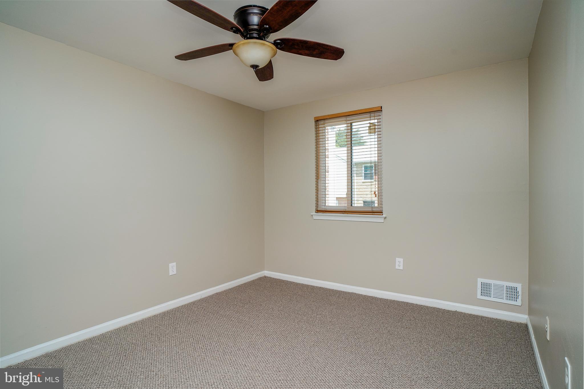 1835 Addison Road South District Heights, MD 20747 - Photo 21 of 26 Bedroom 3