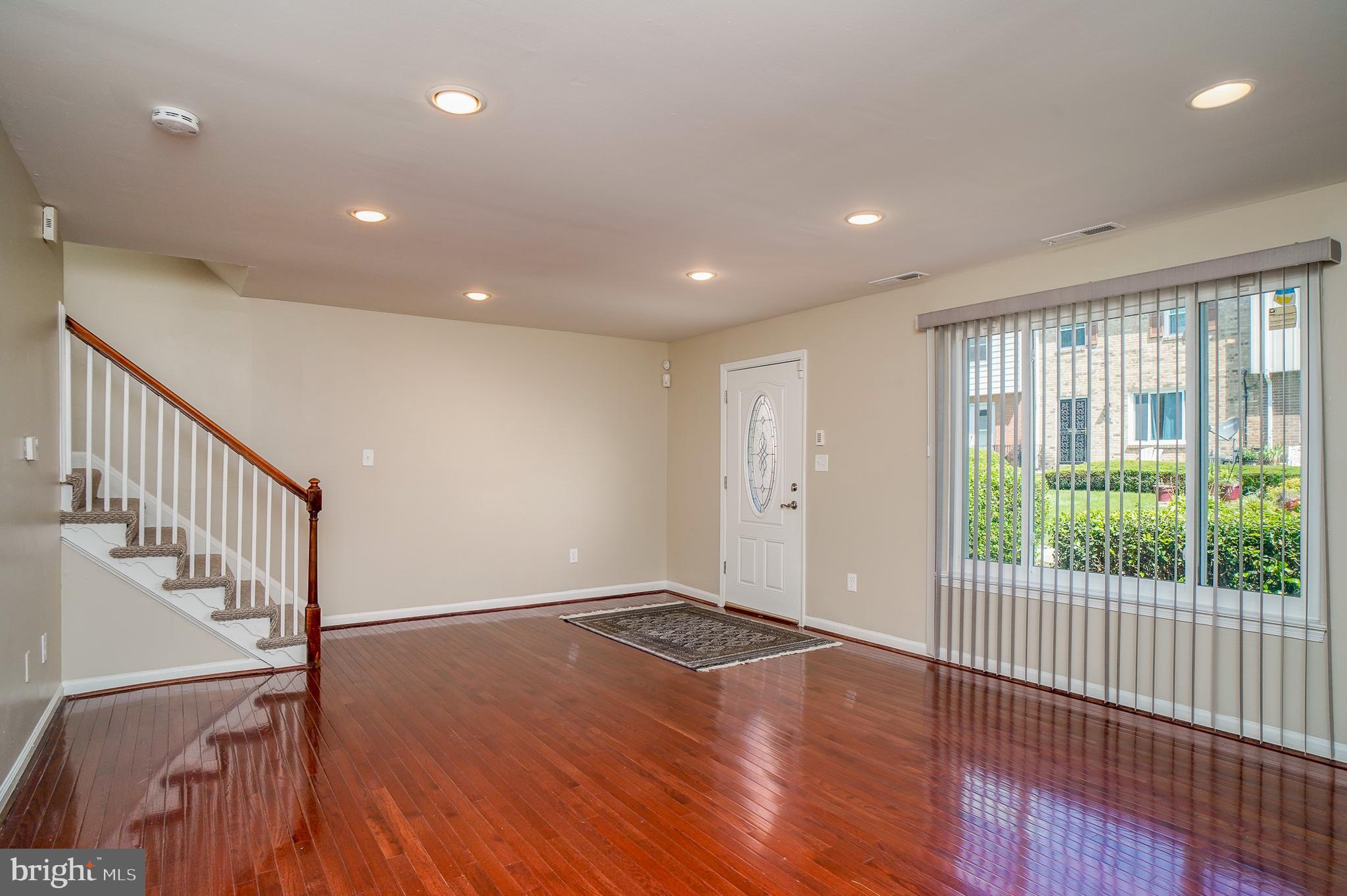 1835 Addison Road South District Heights, MD 20747 - Photo 7 of 26 Living Room (alt view)