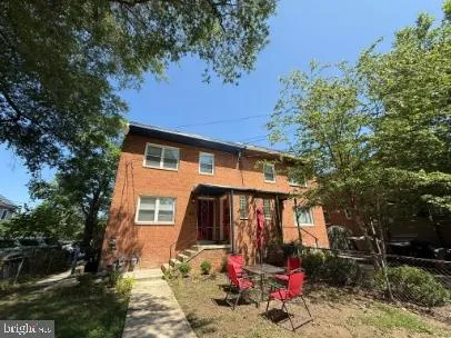 $1,700 | 864 Bellevue Street Southeast, Unit 1, Washington, DC 20032
