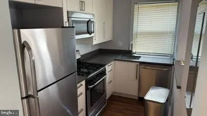 $1,700 | 864 Bellevue Street Southeast, Unit 1, Washington, DC 20032