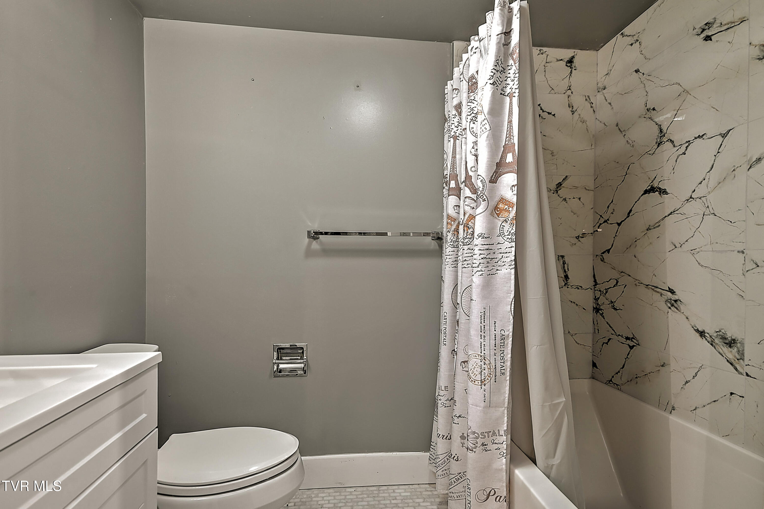 2061 King College Road Bristol, TN 37620 - Photo 21 of 80 2061 King College DB-22