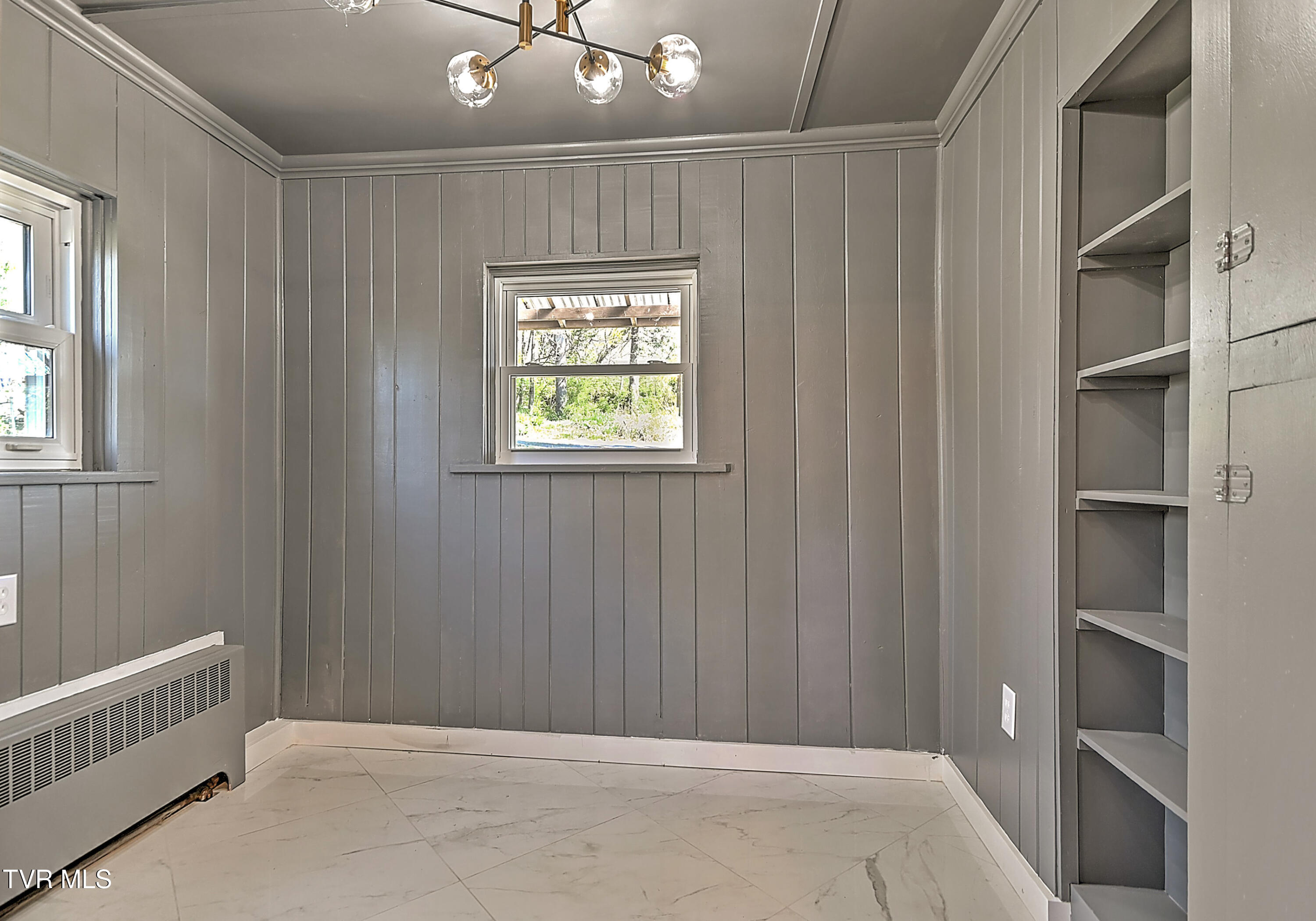 2061 King College Road Bristol, TN 37620 - Photo 23 of 80 2061 King College DB-24