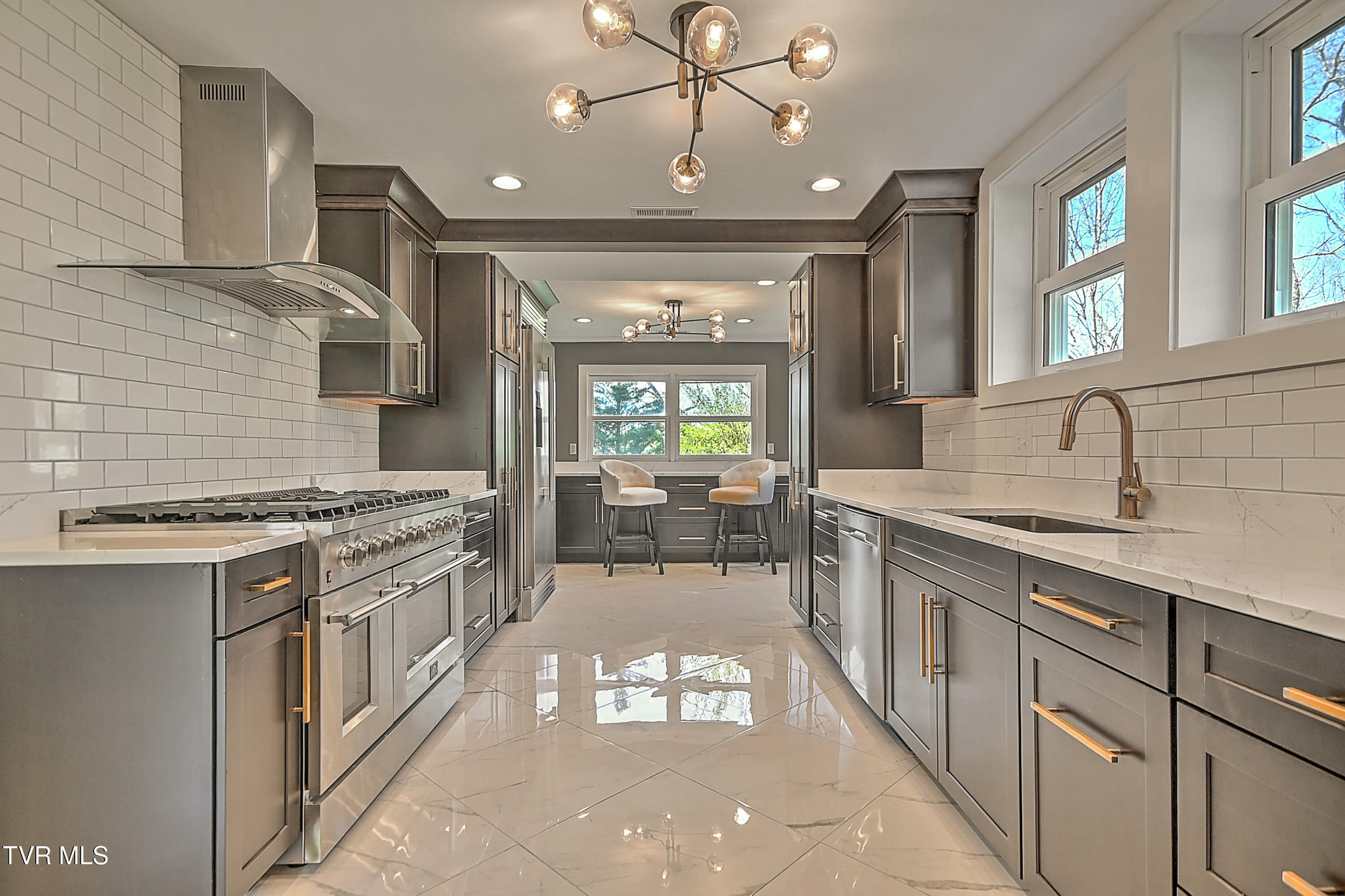 2061 King College Road Bristol, TN 37620 - Photo 24 of 80 2061 King College DB-25