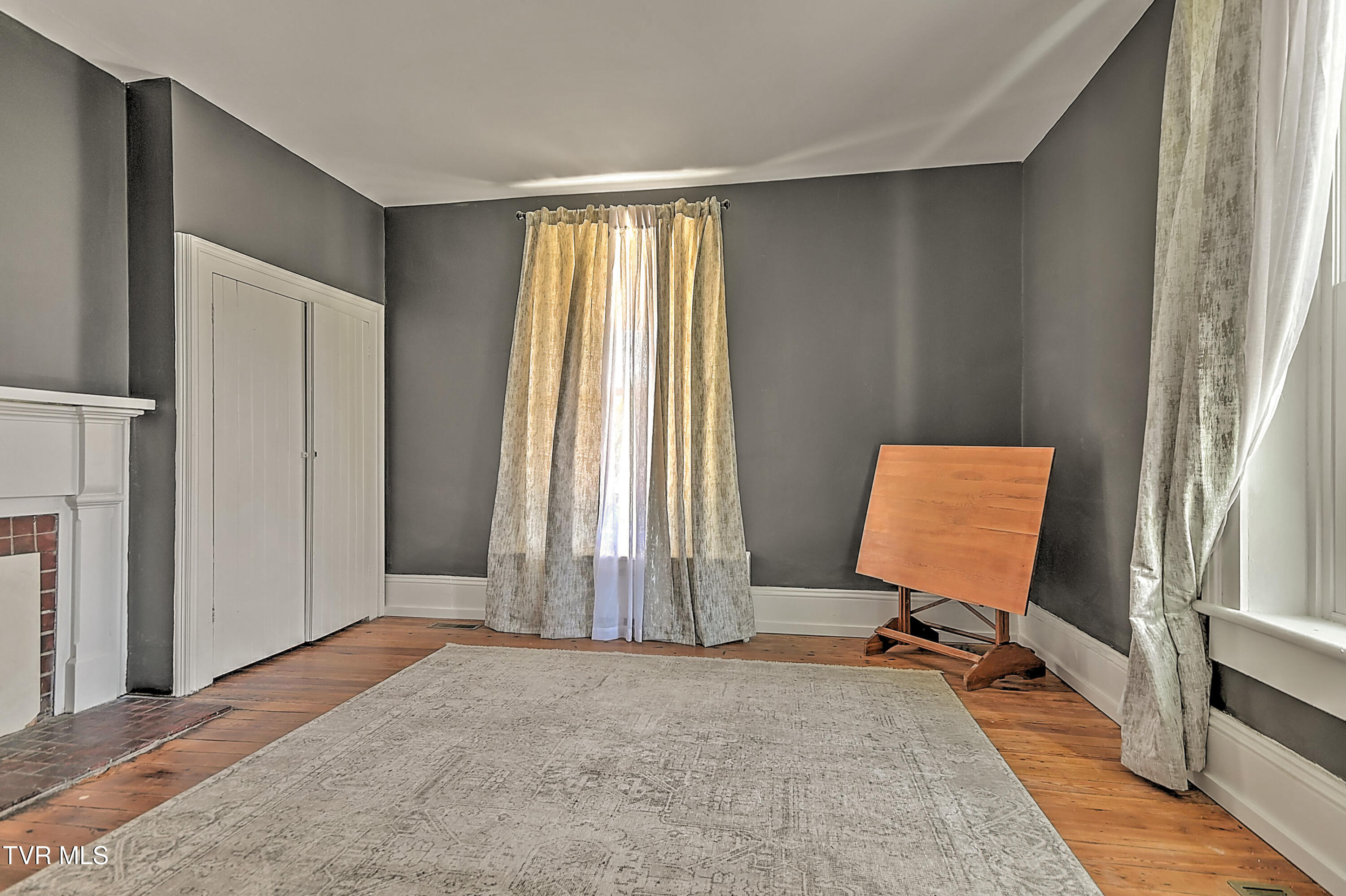 2061 King College Road Bristol, TN 37620 - Photo 32 of 80 2061 King College DB-33