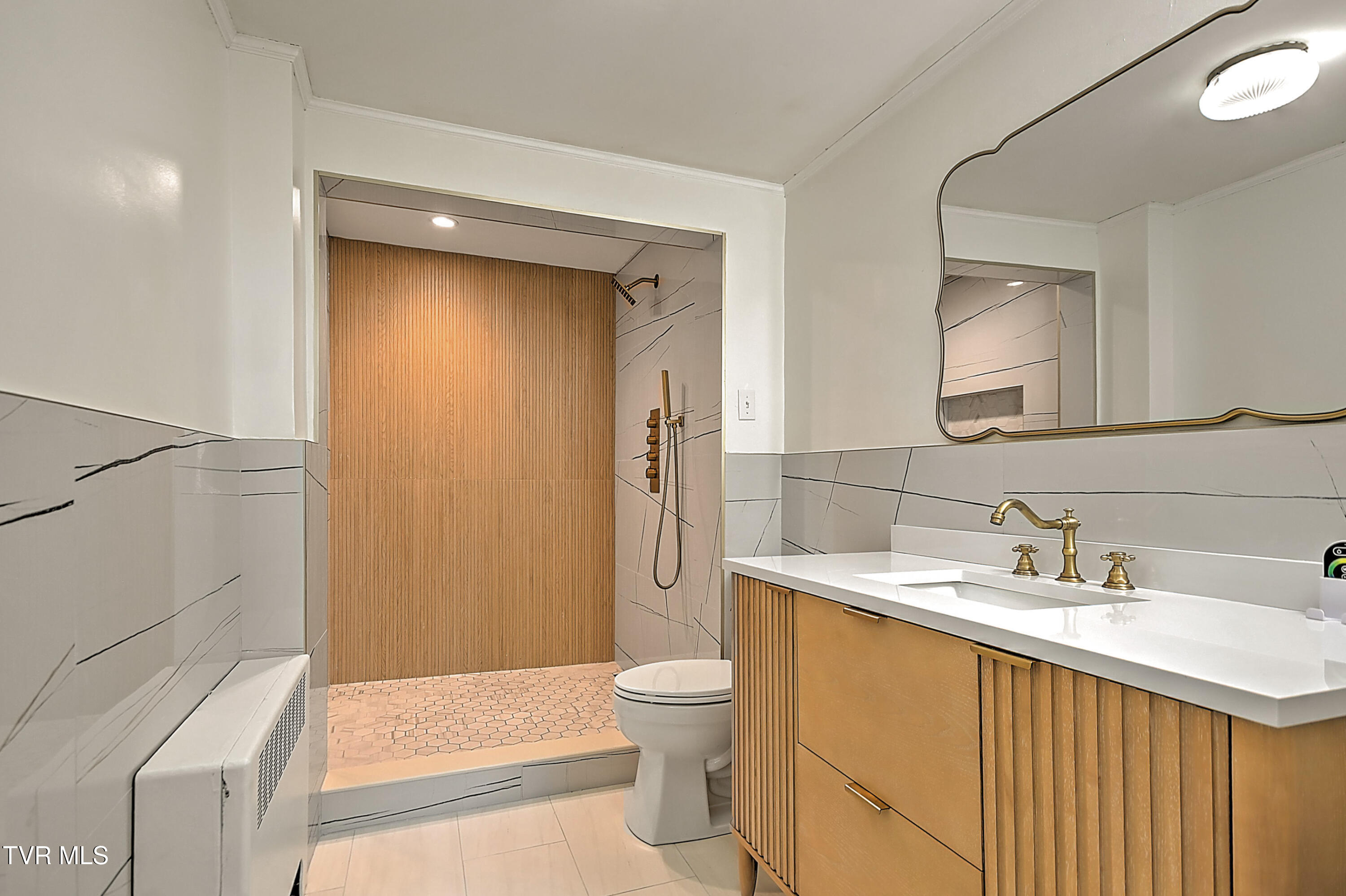 2061 King College Road Bristol, TN 37620 - Photo 37 of 80 2061 King College DB-38