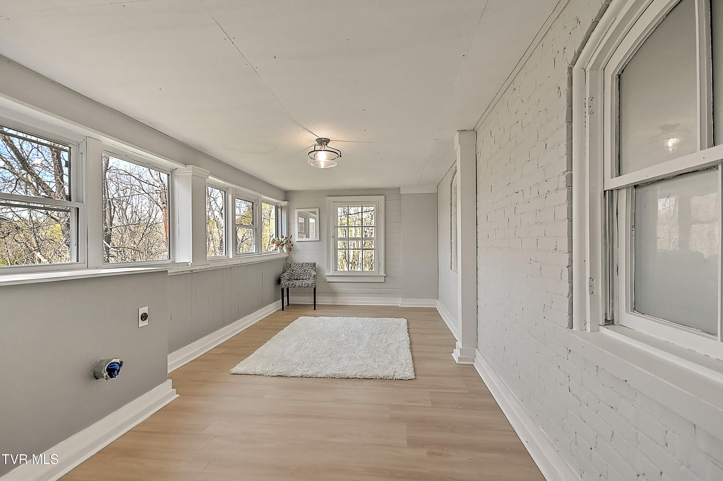 2061 King College Road Bristol, TN 37620 - Photo 55 of 80 2061 King College DB-56