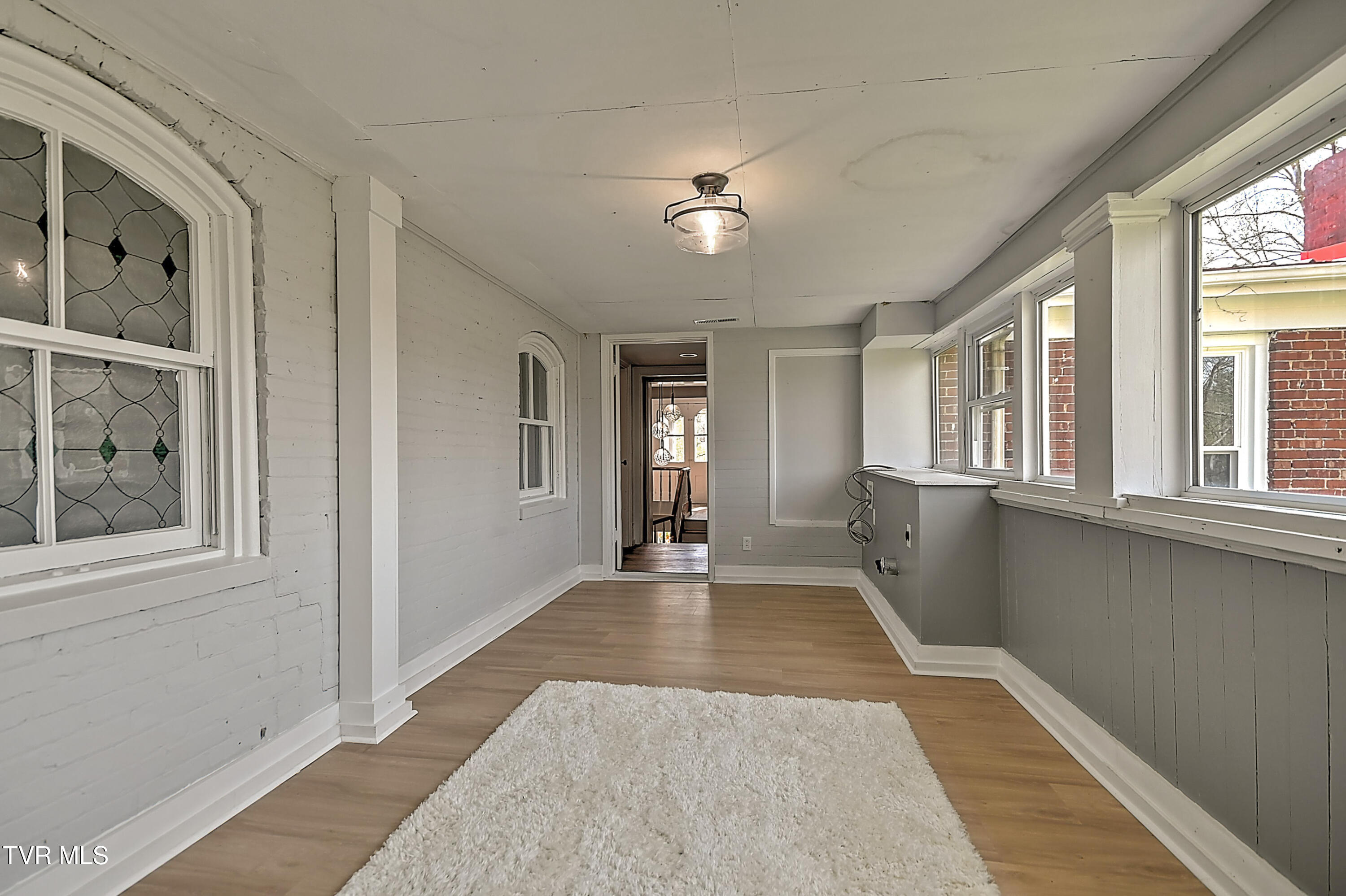 2061 King College Road Bristol, TN 37620 - Photo 56 of 80 2061 King College DB-57