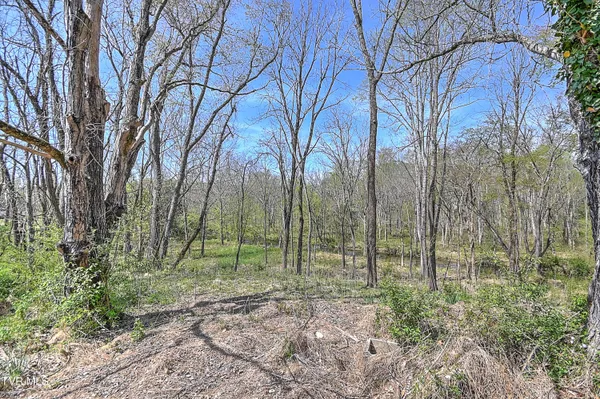 $670,000 | 2061 King College Road, Bristol, TN 37620