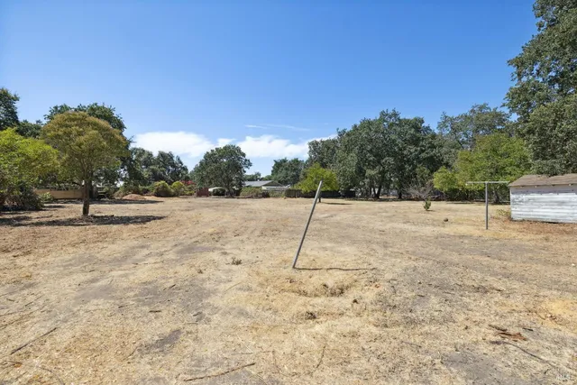 $695,000 | 666 Brittain Lane, Santa Rosa, CA 95407