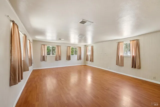 $695,000 | 666 Brittain Lane, Santa Rosa, CA 95407