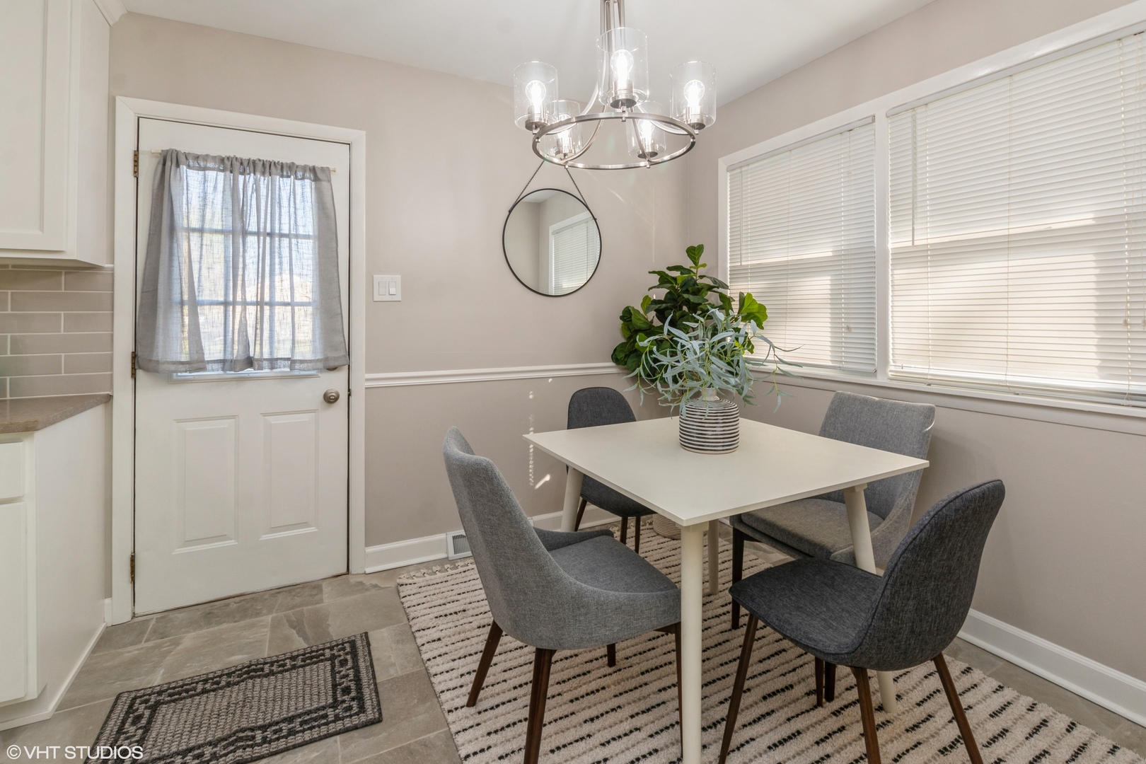 15100 Harding Avenue Midlothian, IL 60445 - Photo 8 of 28 Gallery Image 8
