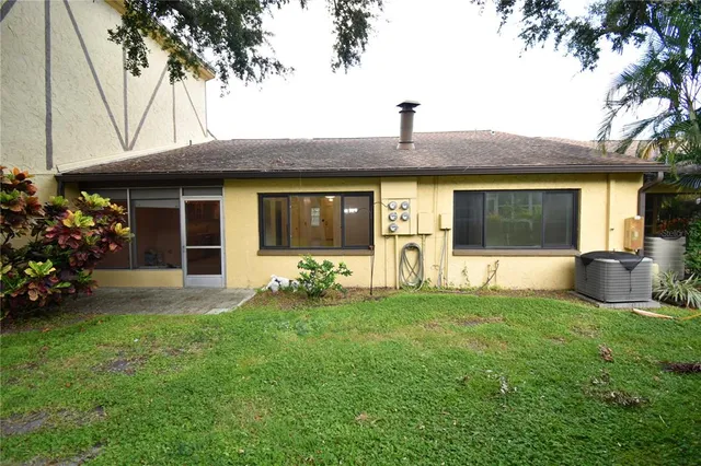 $219,900 | 2101 Sunset Point Road, Unit 1304, Clearwater, FL 33765