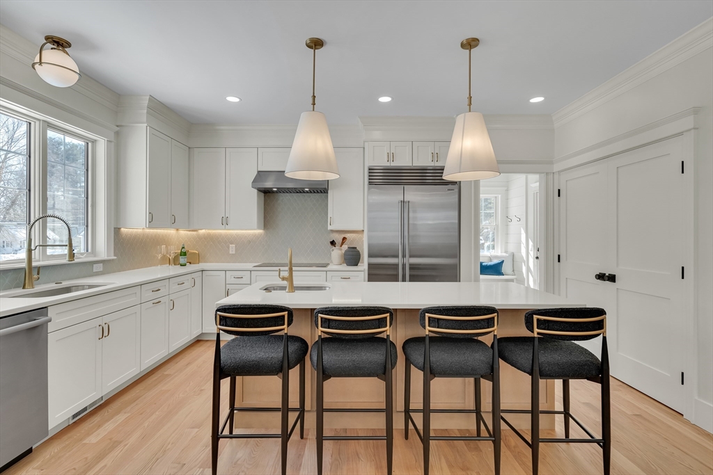 1 Cushing Street Lexington, MA 02420 - Photo 7 of 42