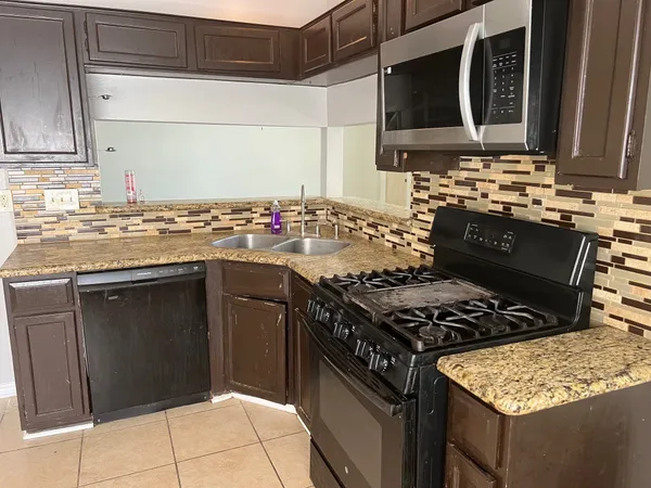 $1,850 | 6111 Quiet Village Court, Houston, TX 77053