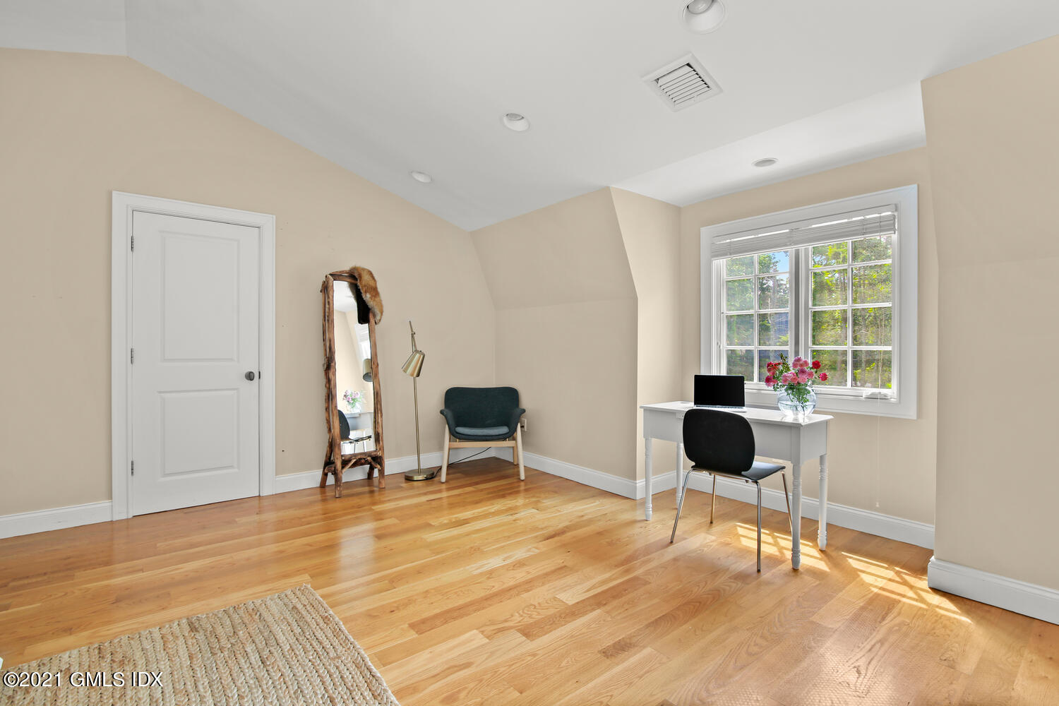 61 River Road Weston, CT 06883 - Photo 20 of 35 a view of a livingroom with a workspace