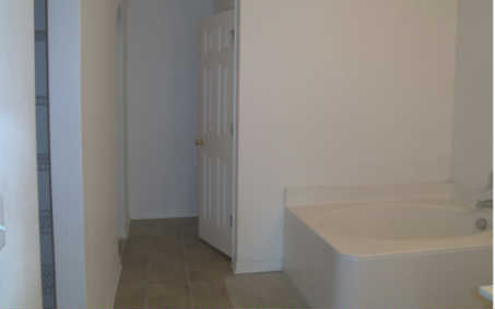 87276 Lents Road Yulee, FL 32097 - Photo 7 of 11 a small space with a sink