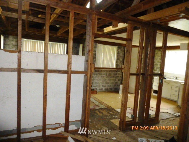 17508 Russian Road Arlington, WA 98223 - Photo 8 of 10 Gallery Image 8