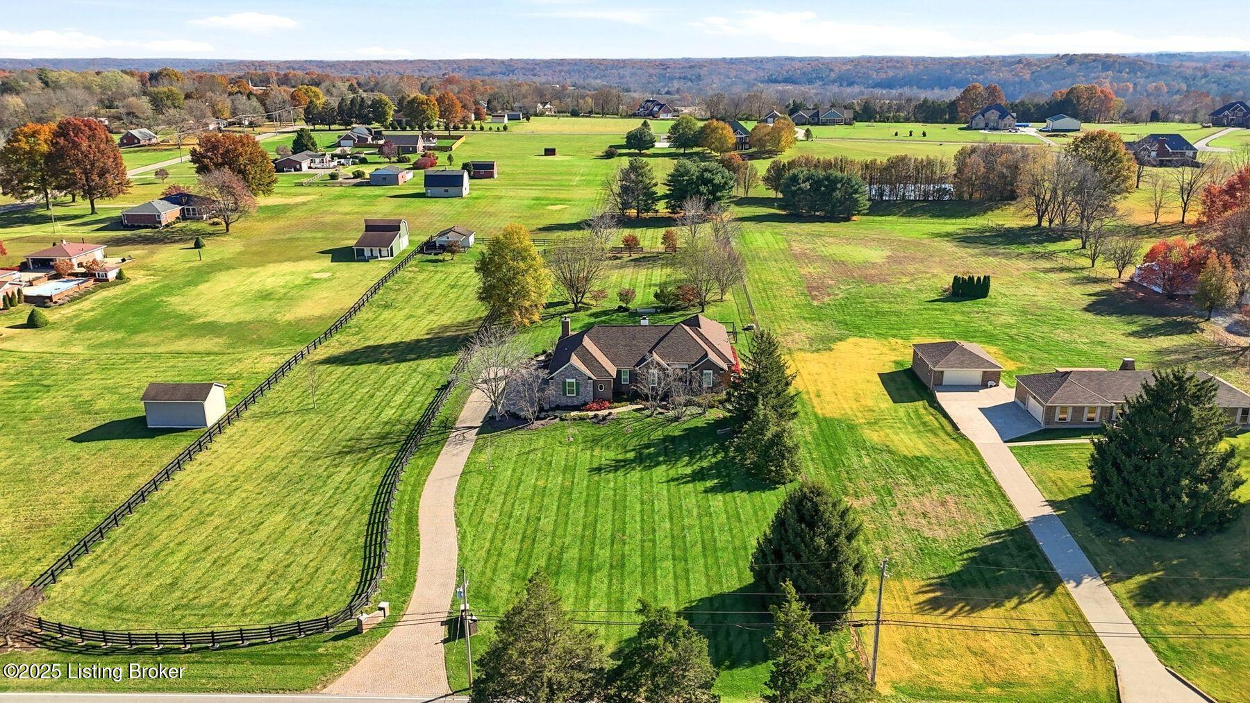 7403 Broad Run Road Louisville, KY 40291 - Photo 2 of 54 photo_online_001