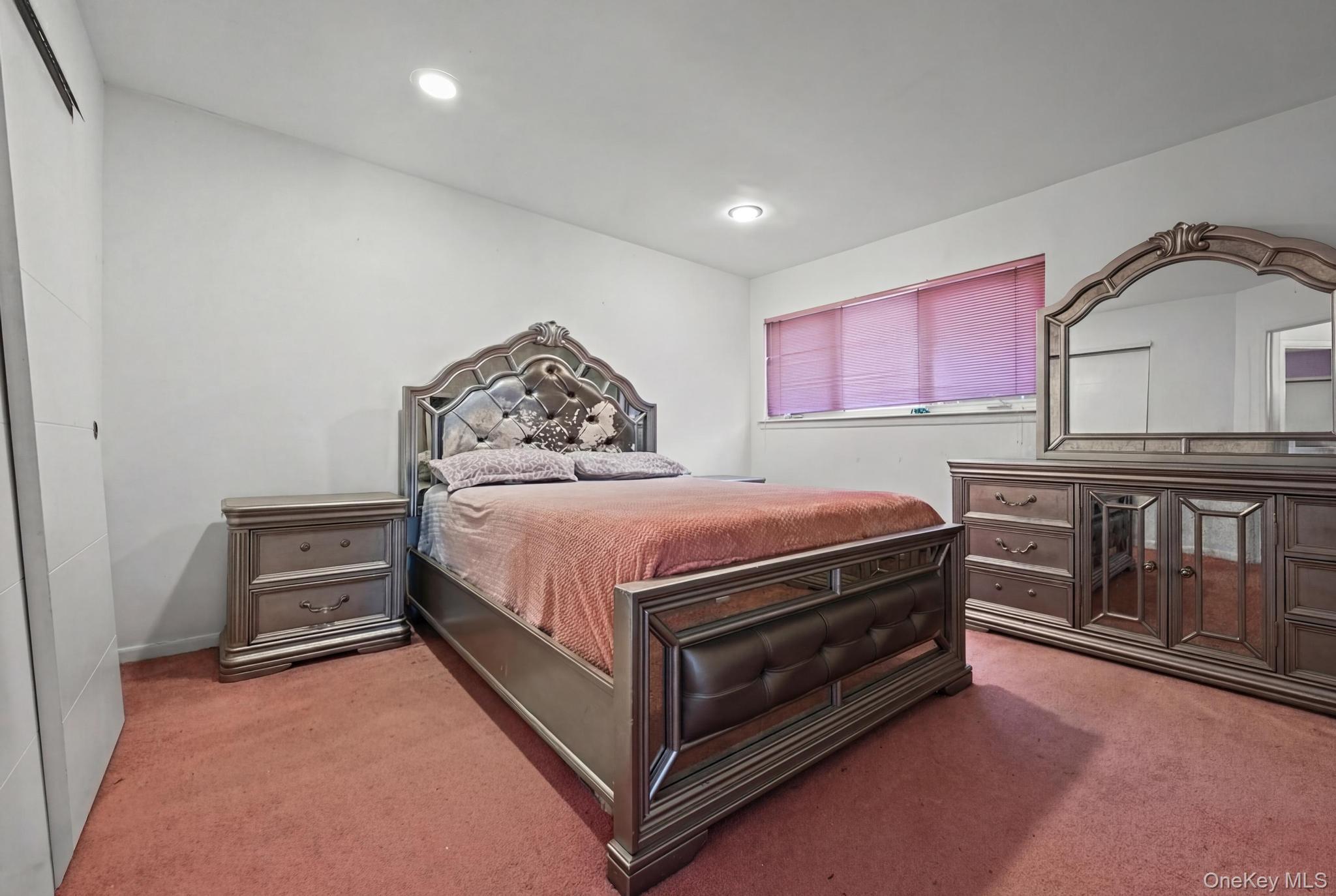 479 Half Hollow Road Dix Hills, NY 11746 - Photo 12 of 32