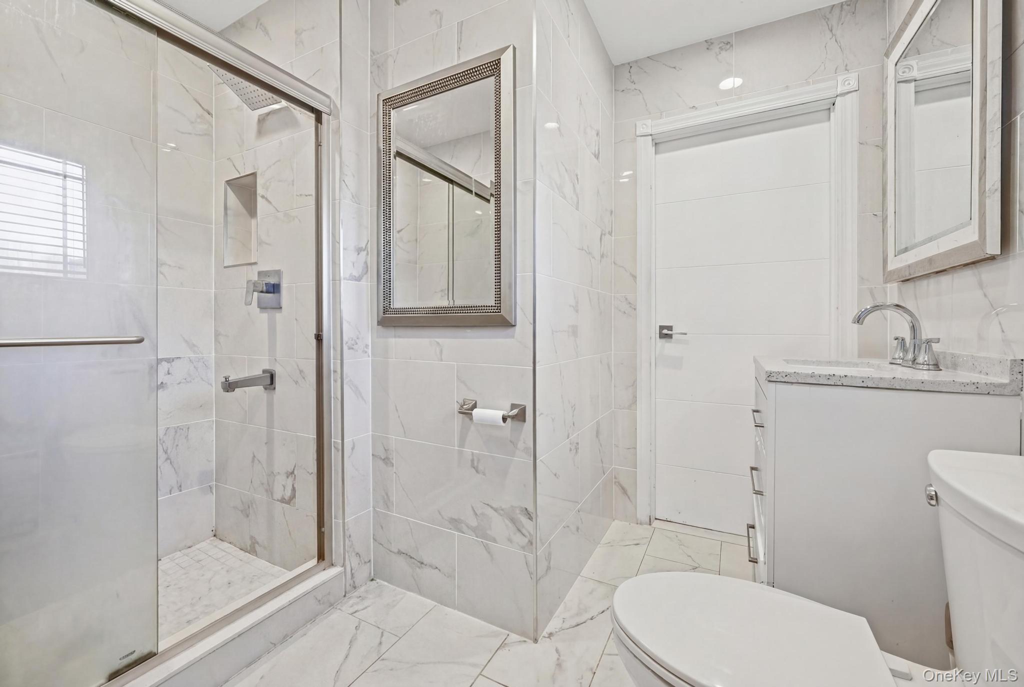 479 Half Hollow Road Dix Hills, NY 11746 - Photo 15 of 32