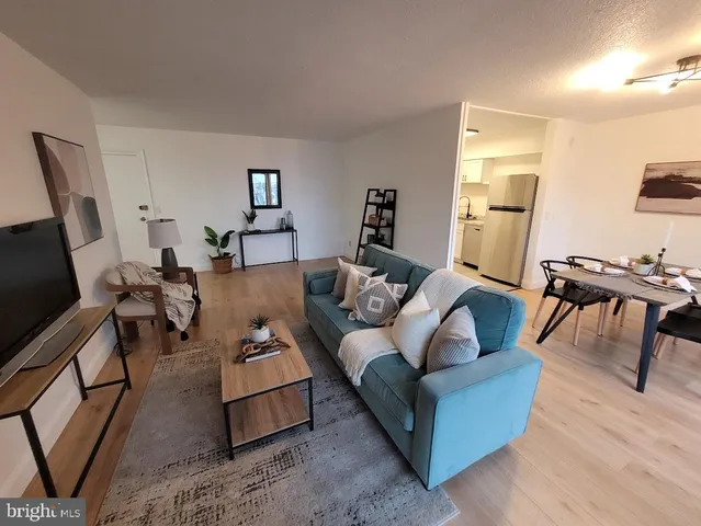 $1,800 | 4410 Oglethorpe Street, Unit 105, Hyattsville, MD 20781