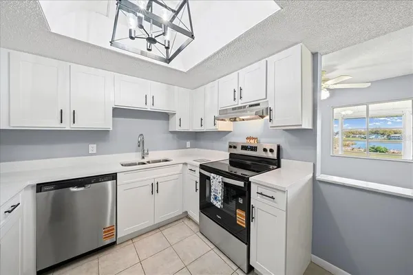 $129,900 | 556 Fairways Circle, Unit B, Ocala, FL 34472