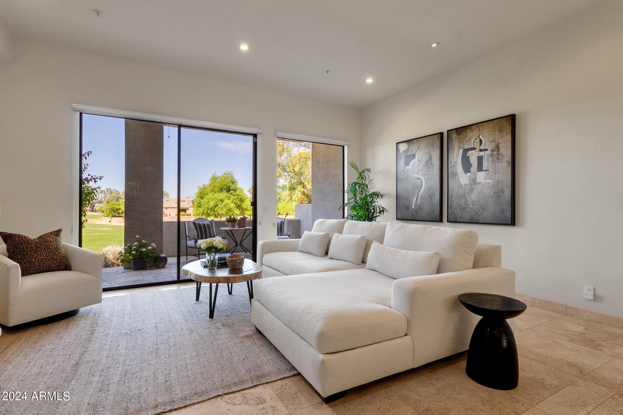 7700 East Gainey Ranch Road, Unit 146 Scottsdale, AZ 85258 - Photo 11 of 36 Living Room